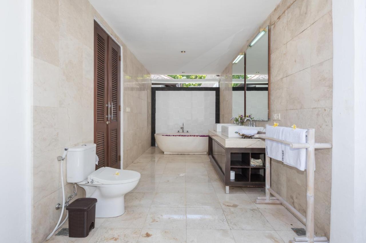 Villa Litera Seminyak Exterior foto